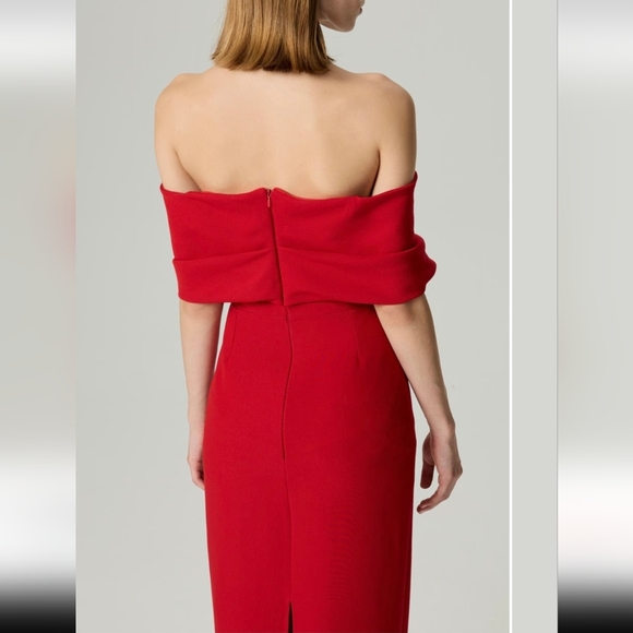 Elegant Strapless Red Dress - Picture 8 of 11